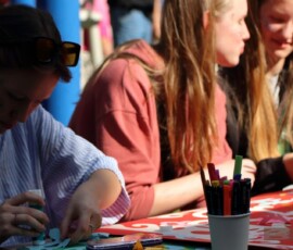 Uczestnicy Festiwalu Międzykulturowego