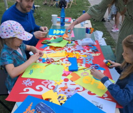 Uczestnicy Festiwalu Międzykulturowego